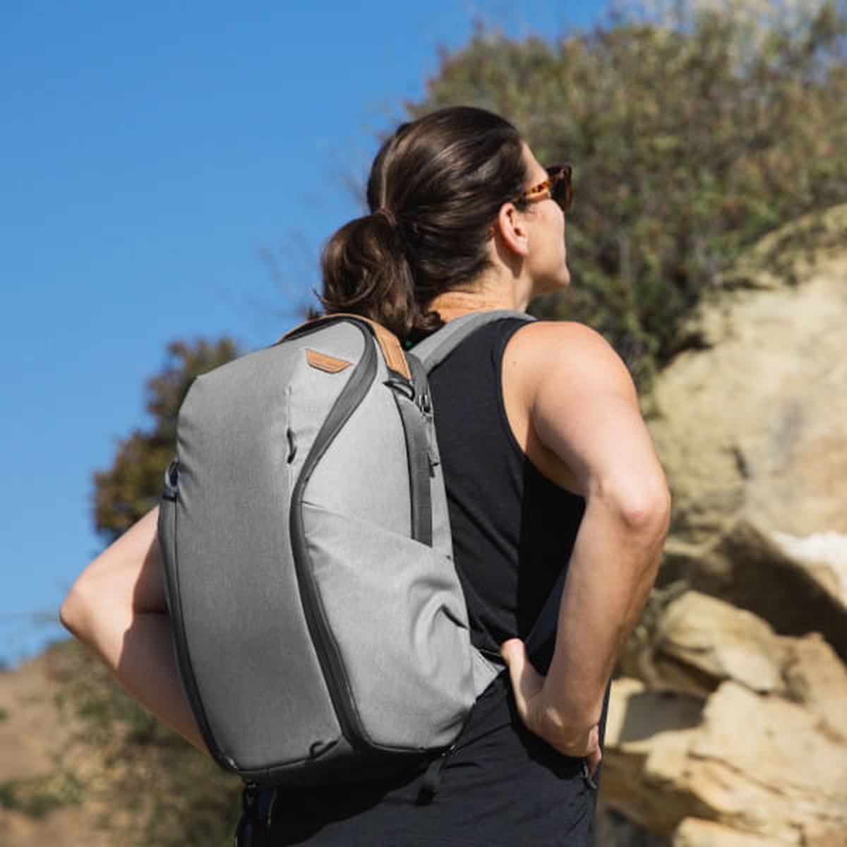Peak Design Everyday Backpack V2 Zip Foto-Rucksack 15 Liter - Ash (Hellgrau)