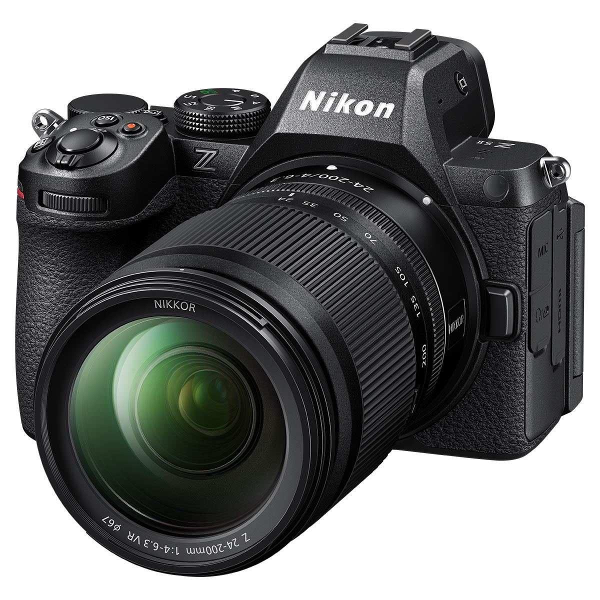 Nikon Z5 II + Nikon 24-200 mm 1:4-6,3 Z VR Nikon Z5 II + Nikon 24-200 mm 1:4-6,3 Z VR