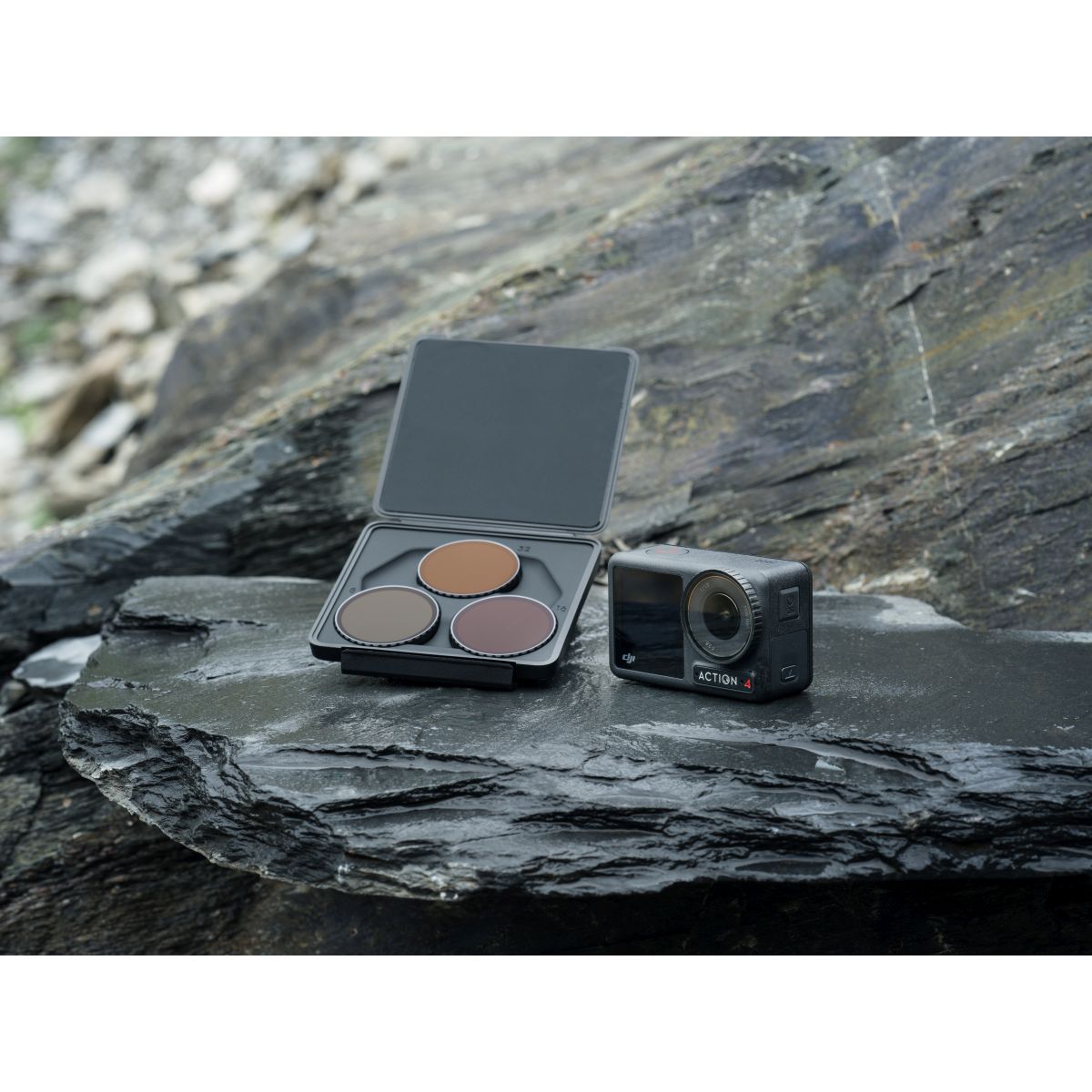 DJI Osmo Action 4 Adventure Combo