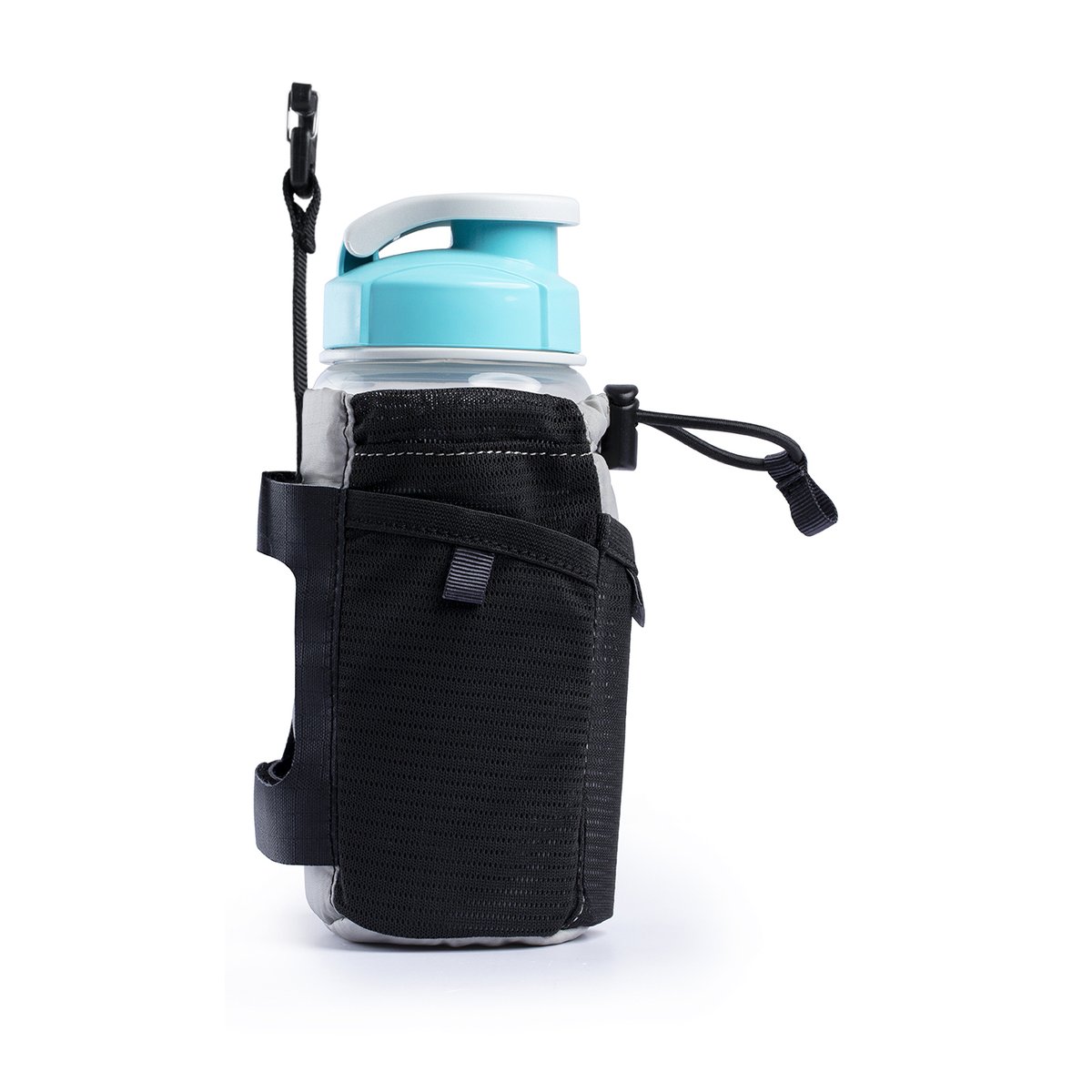 F-stop Mano Wasserflaschen-Tasche - Seitenansicht einer Wasserflasche mit schwarzem Netzhalter und hellblauem Deckel.