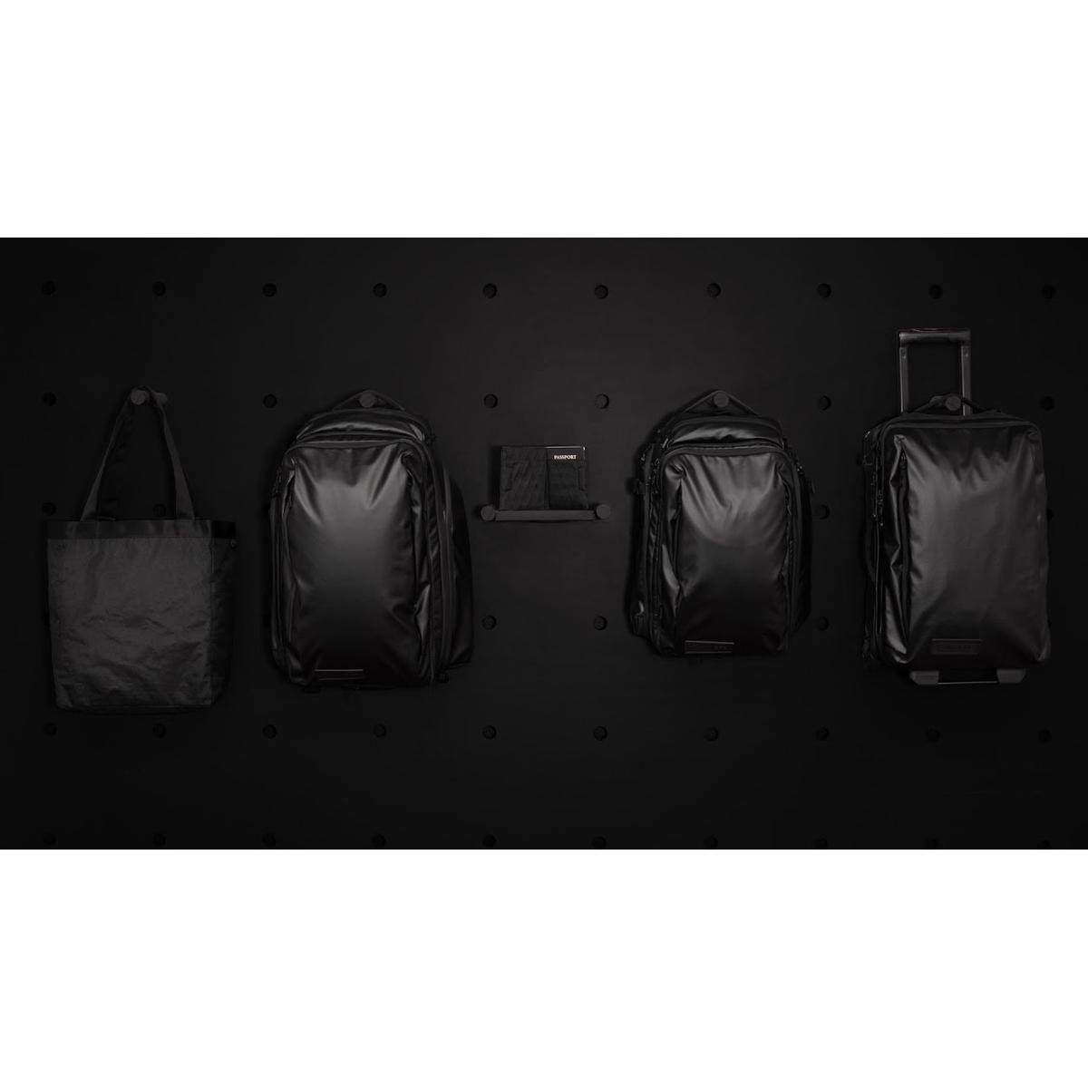 WANDRD Transit Carry-On Roller Black Essential+ Bundle