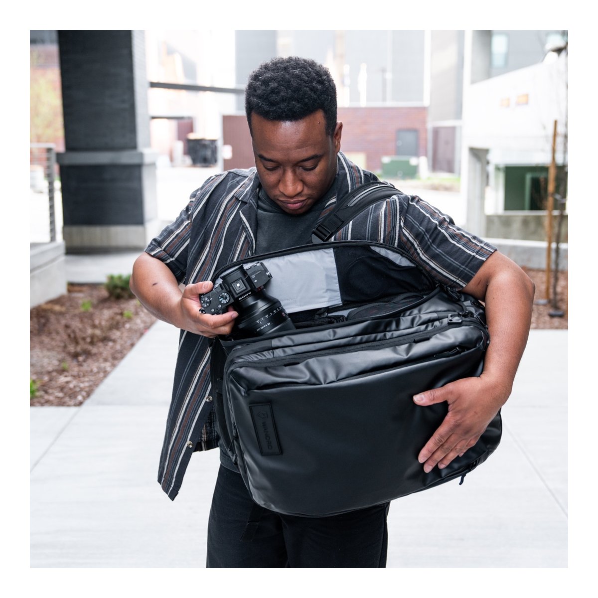 WANDRD Transit 35L Travel Backpack Black Essential Bundle WANDRD Transit 35L Travel Backpack Black Essential Bundle
