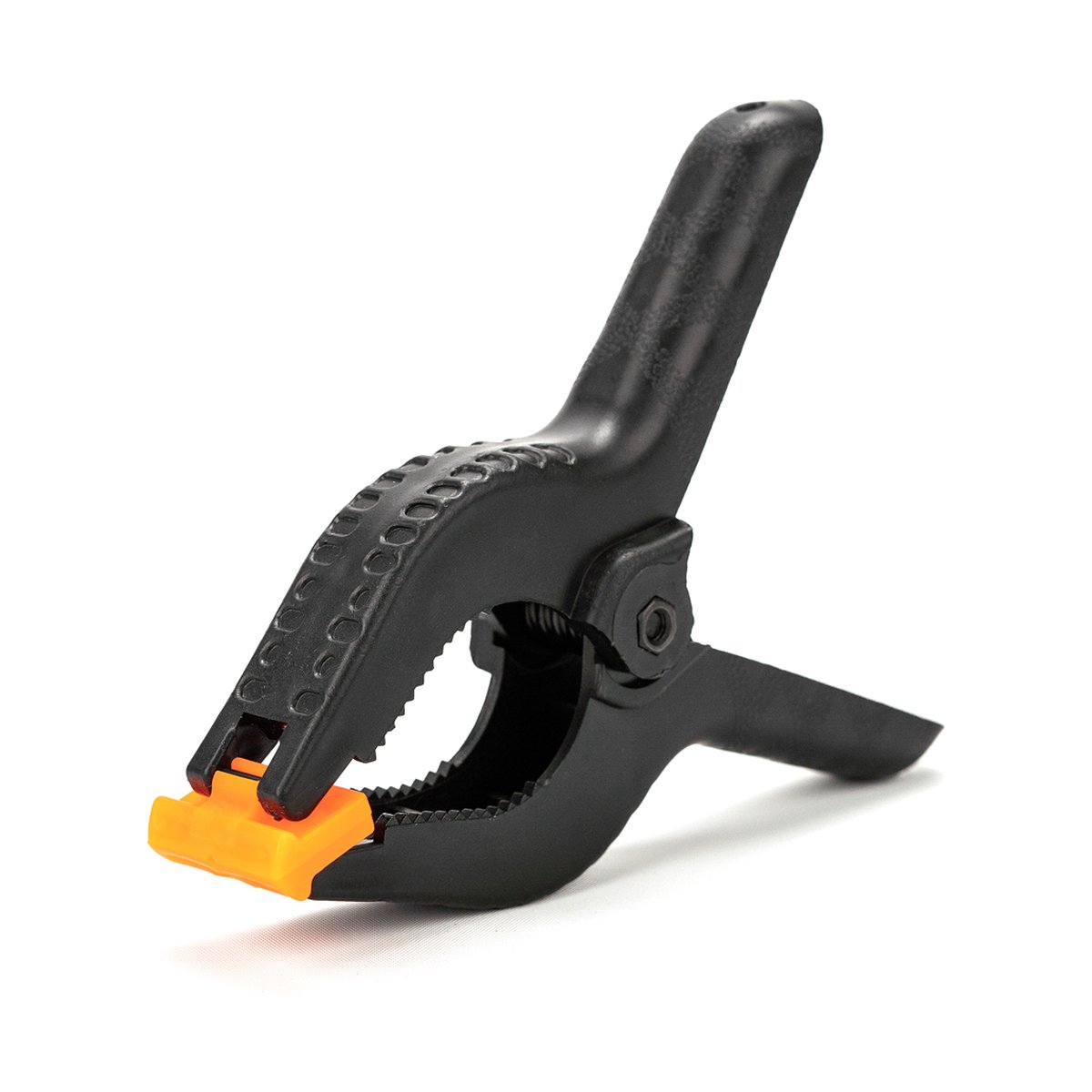 Caruba Achtergrond Klem Zwart/Oranje Extra Large (2 stuks) - Produktansicht: Eine schwarze Federklemme mit orangefarbenen Klemmbacken.