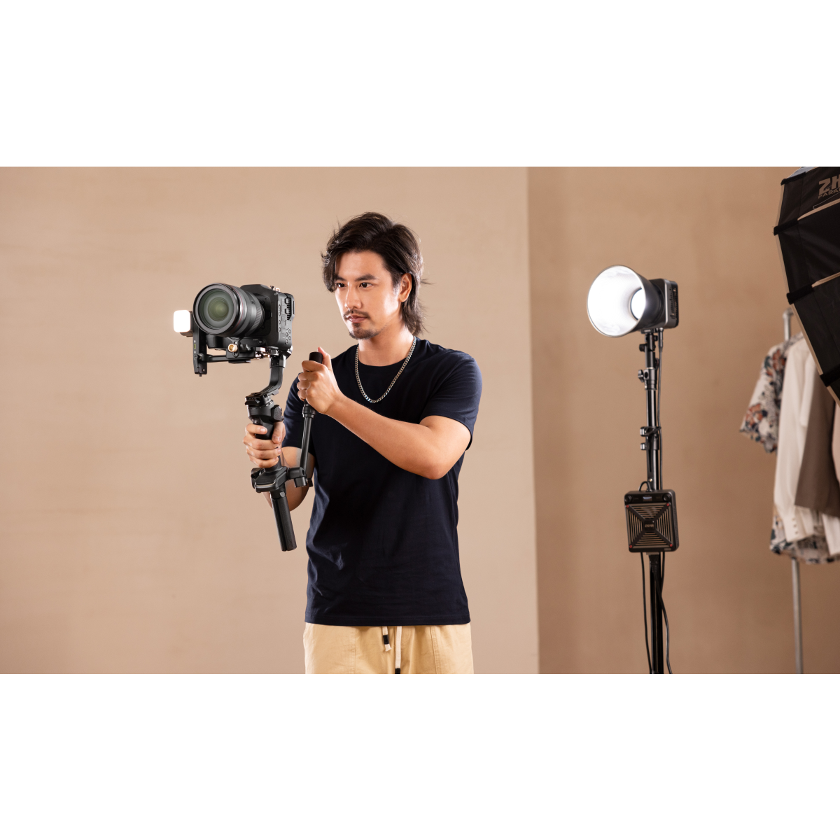 Zhiyun Crane 4 Gimbal Combo 4