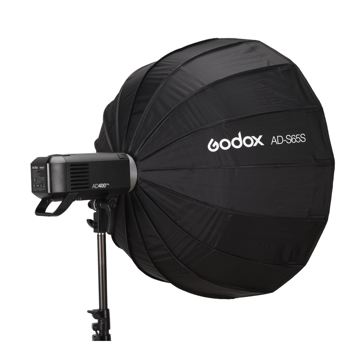 Godox AD-S65S multifunktionelle Softbox 65CM für AD400/300 PRO - Gesamtansicht: Godox AD400Pro Blitz mit AD-S65S Softbox auf Stativ.