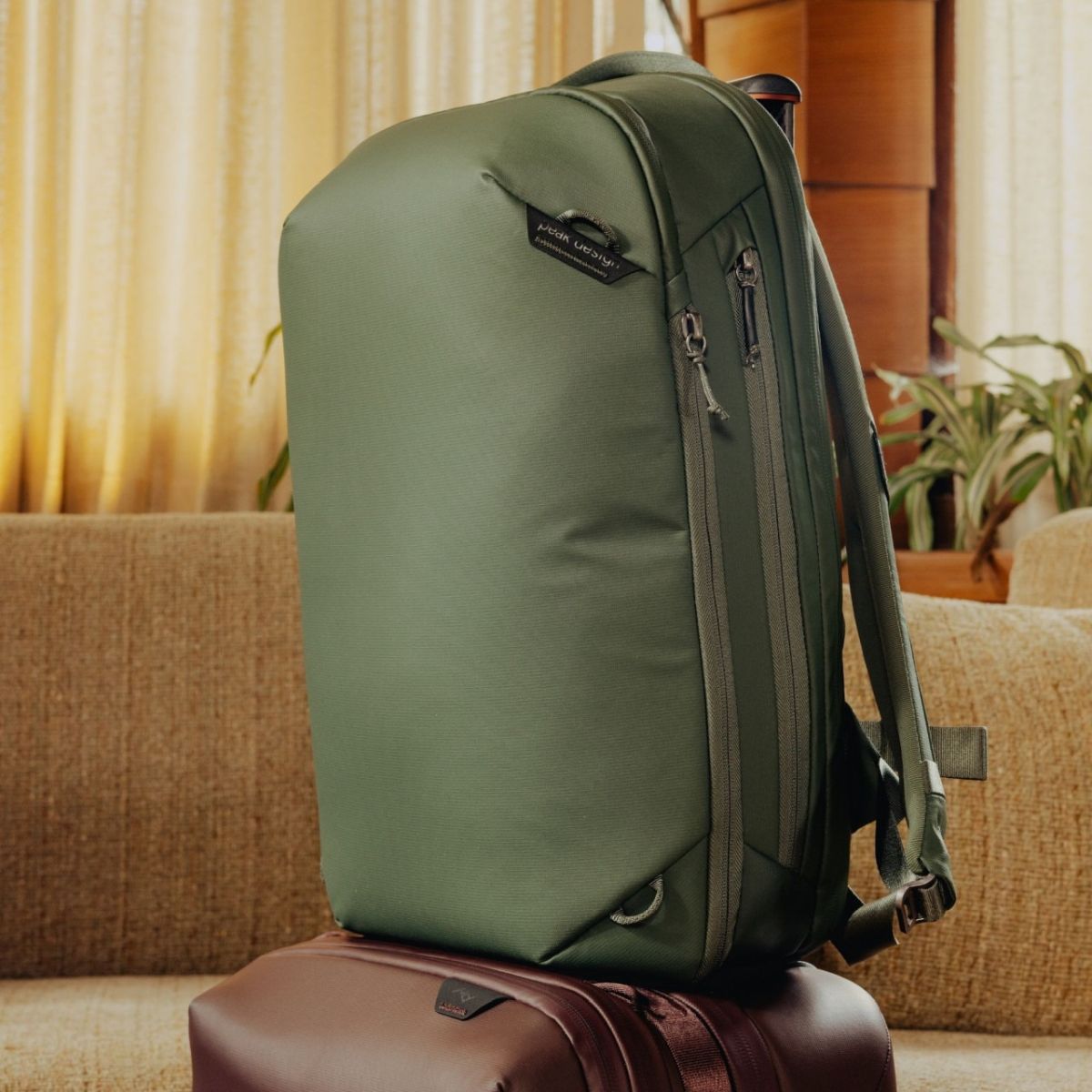 Peak Design Travel Backpack 20L Sage Anwendungsbeispiel
