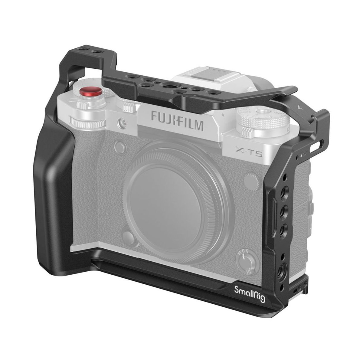 SmallRig 4135 Cage für Fujifilm X-T5 - Anwendungsbeispiel: SmallRig Kamerakäfig mit Griff an einer Fujifilm X-T5 Kamera, schräge Vorderansicht