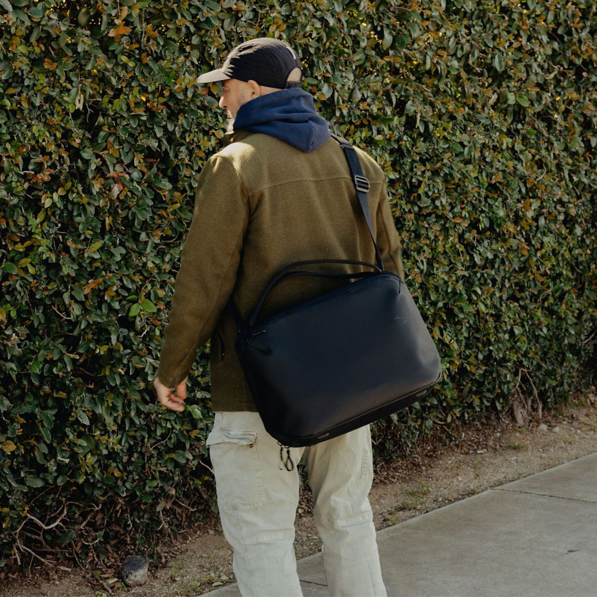 Peak Design Travel Weekender 25L Schwarz Anwendungsbeispiel