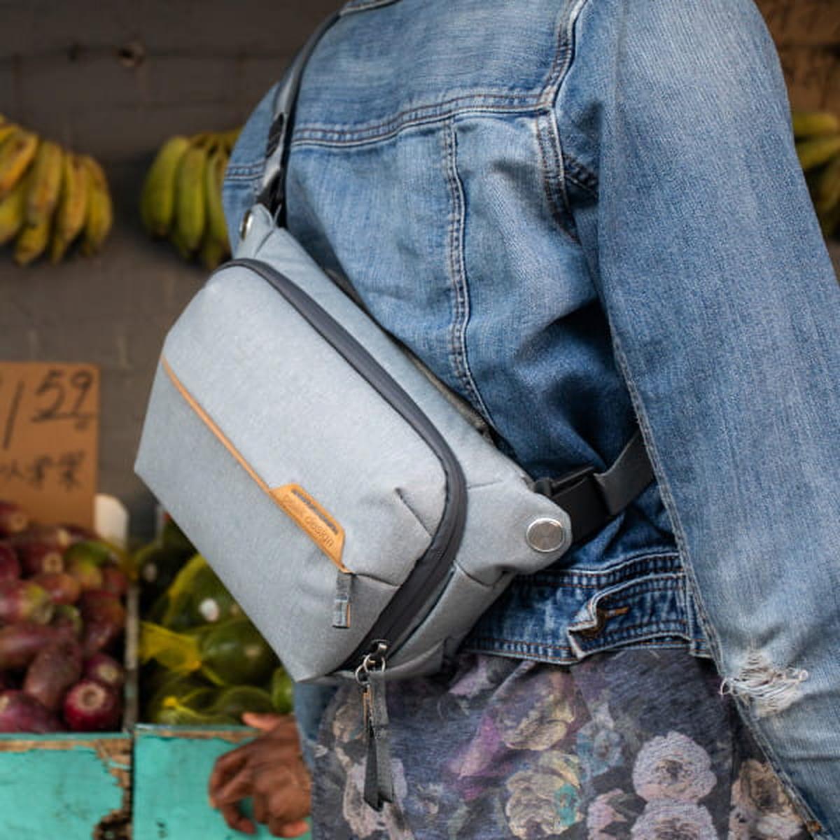 Peak Design Everyday Sling V2 3 Liter - Ash (Hellgrau)