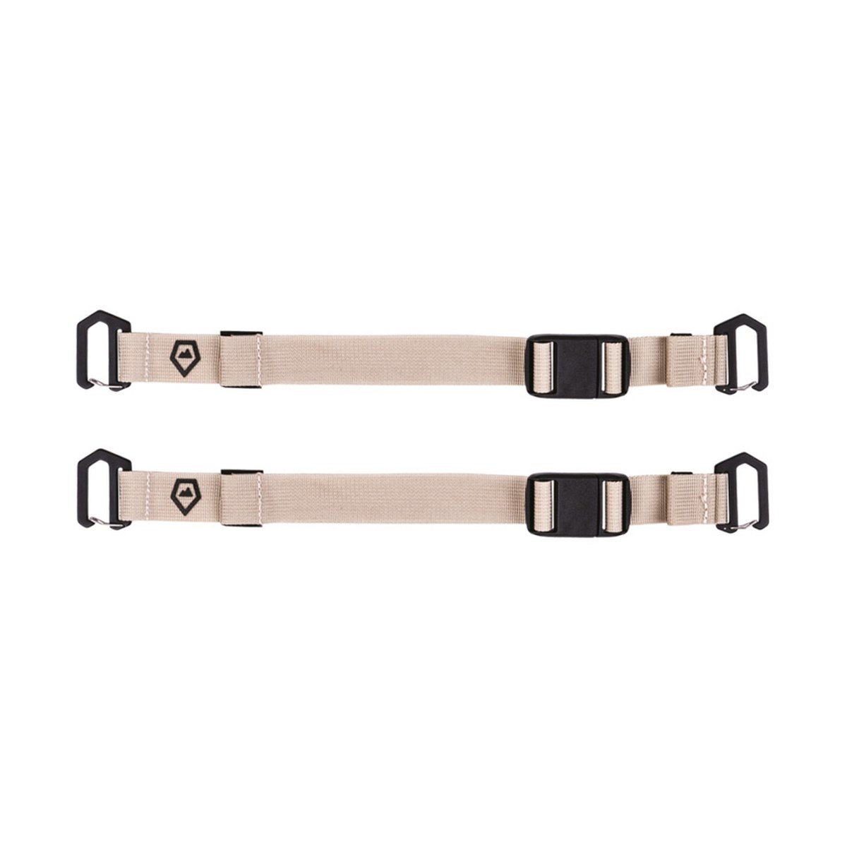 WANDRD PREMIUM ACCESSORY STRAP TAN V2 - Lieferumfang: Zwei beigefarbene Gurte mit schwarzen Schnallen und Metallhaken.