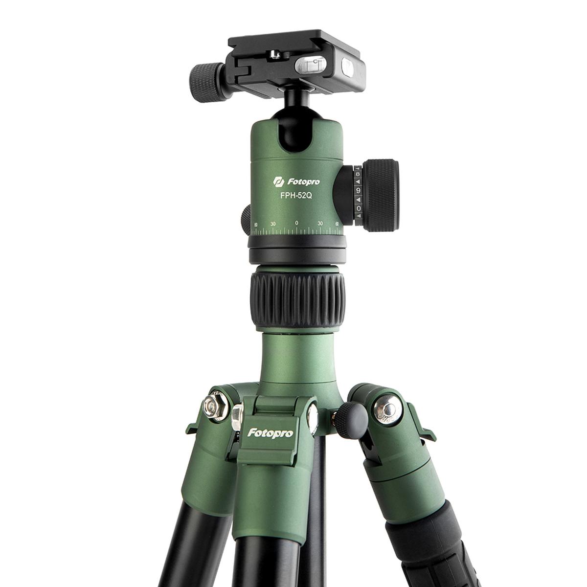 fotopro_x-go_chameleon_gruenes_aluminium-stativ_050353970424
