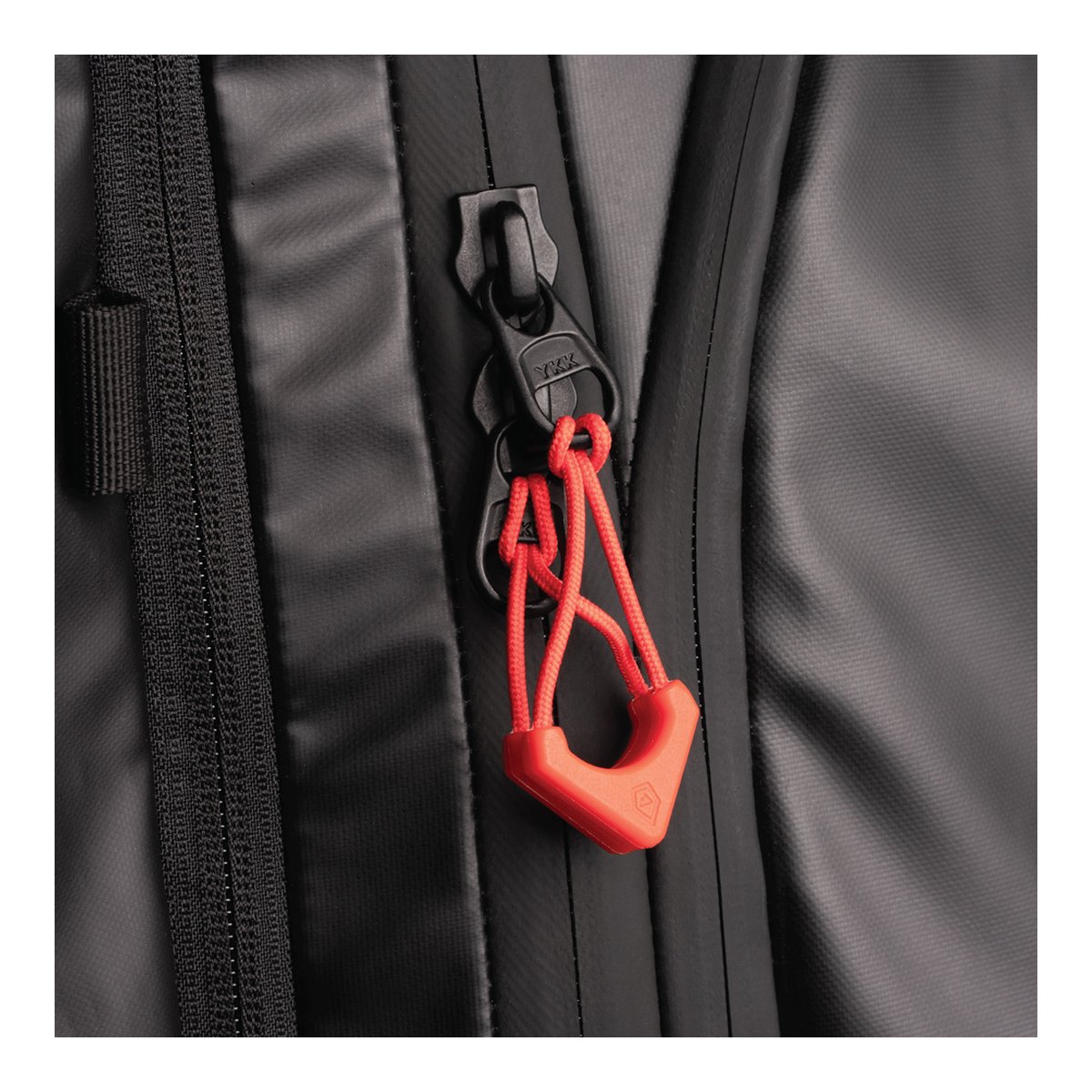 WANDRD WORRYLESS Zipper Puller Red