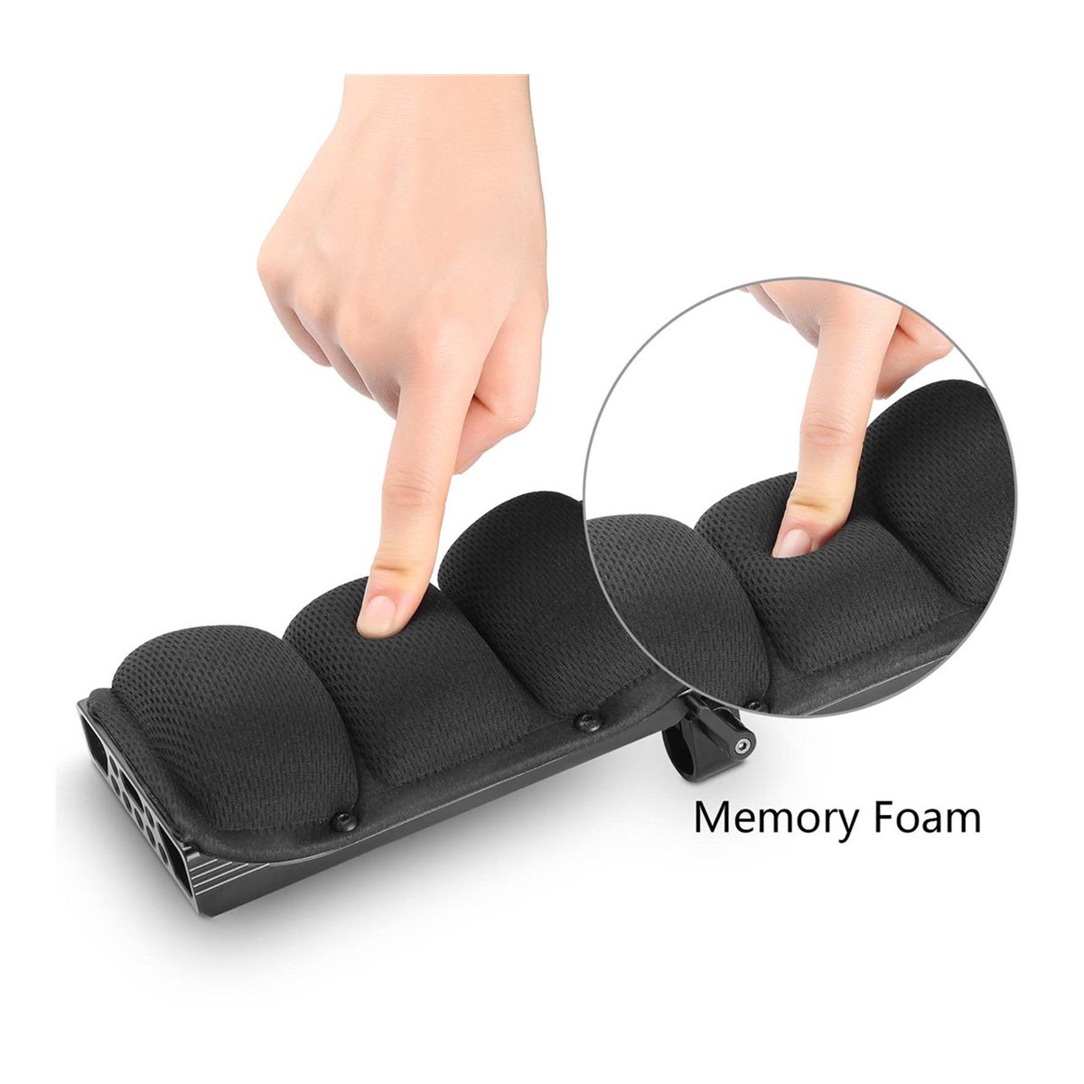 SmallRig 2077 Universal-Schulterpad mit 15 mm RailBlock 2077 - Detailansicht: Finger drückt in Memory-Schaum-Polsterung