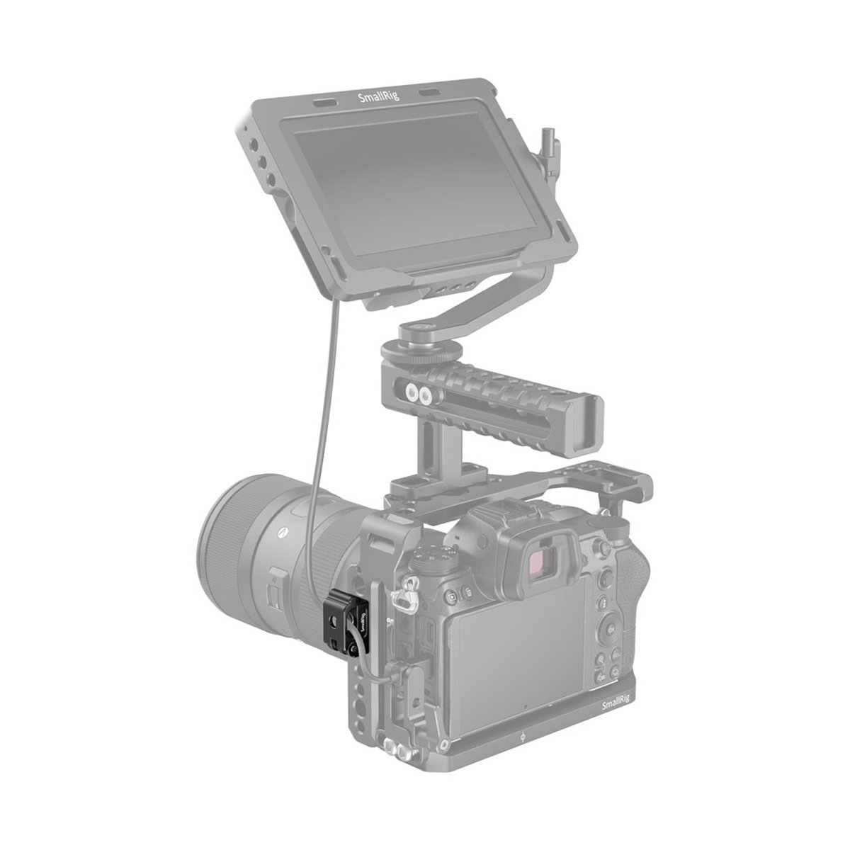 SmallRig 2418 universelle Kabelklemme selbstschließend (2 Stück) - Anwendungsbeispiel: Kamerarig-Setup mit Monitor, Top-Handle und Käfig, schräge Rückansicht.