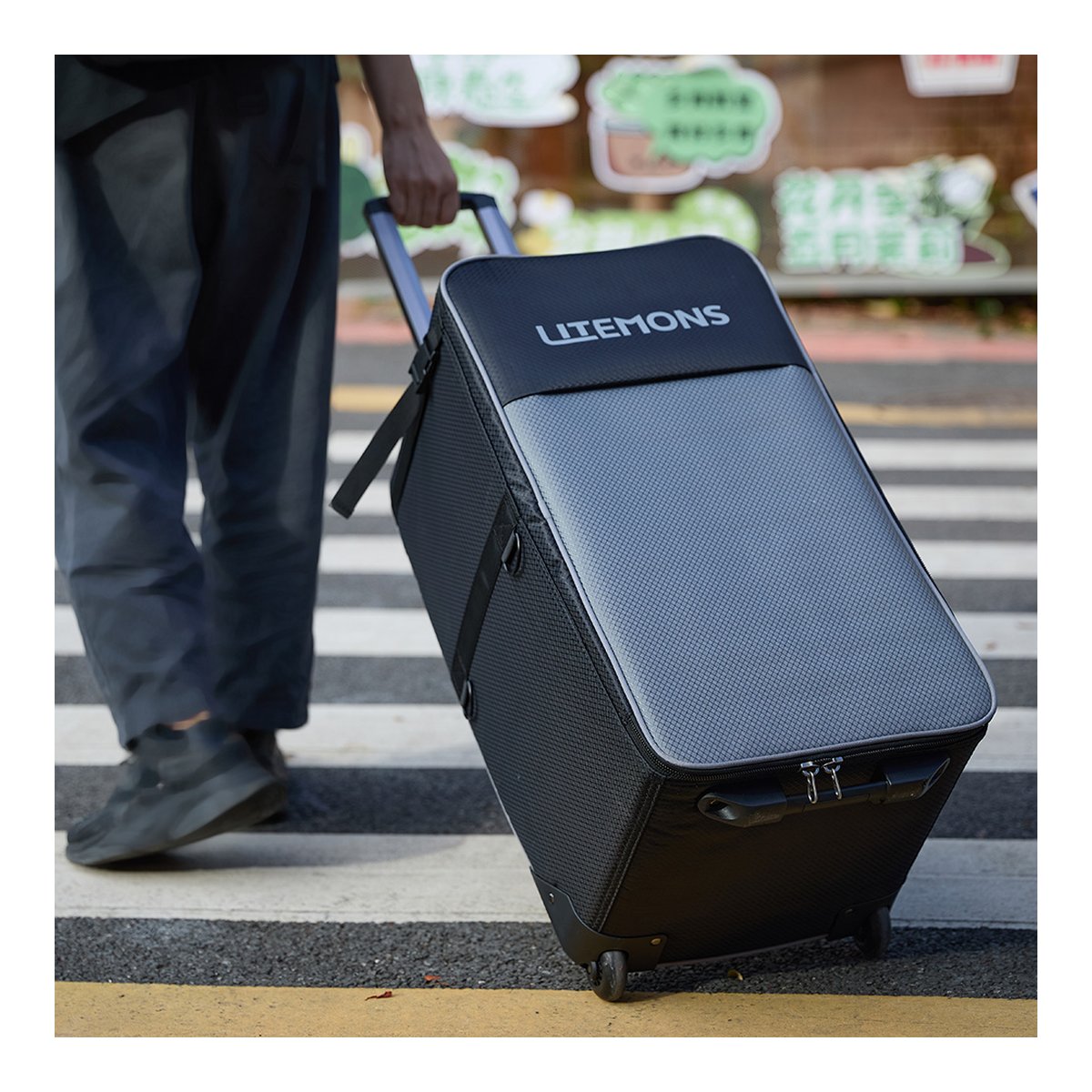 Godox Litemons LA300Bi Bi-color LED Video Light 3-light kit