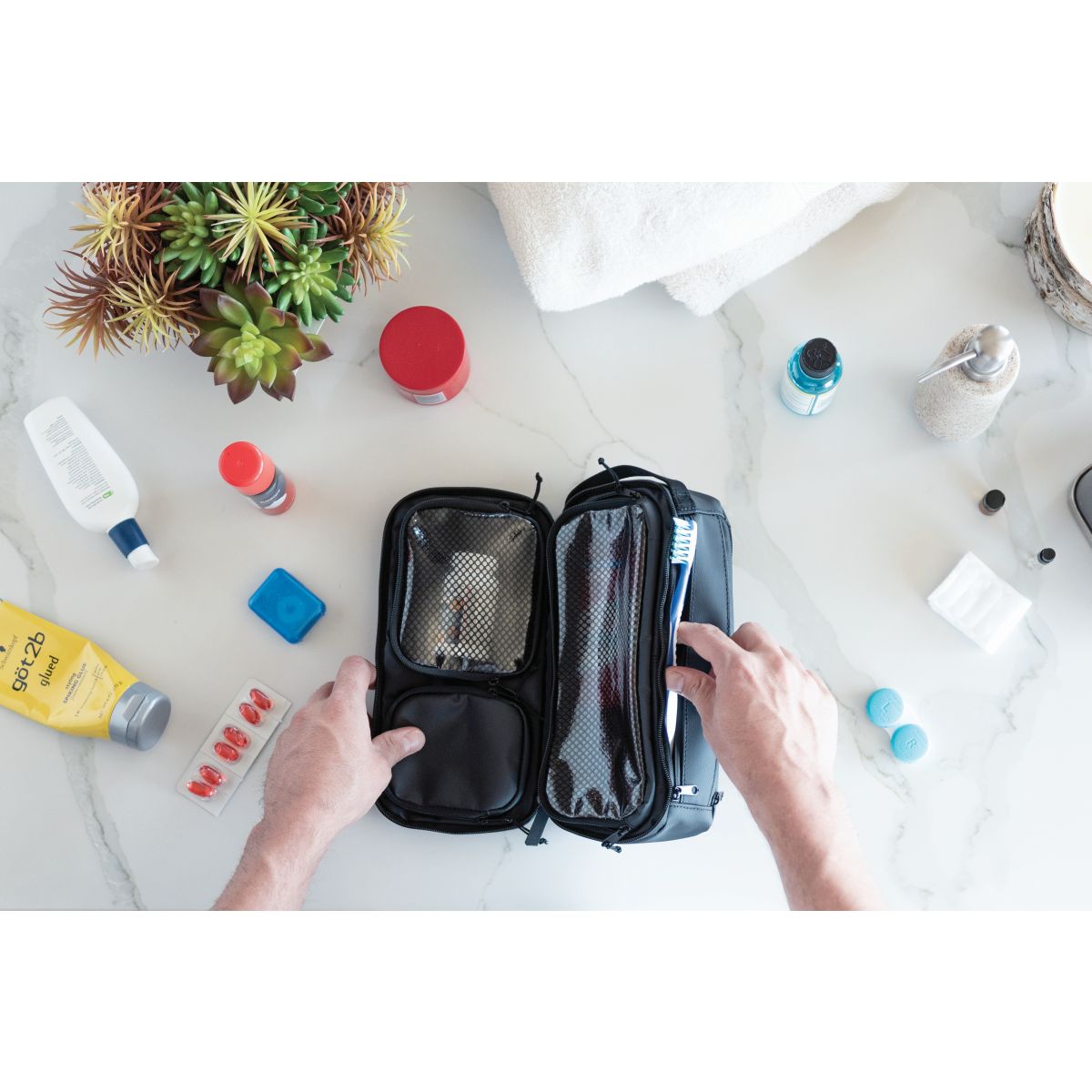 Gomatic Toiletry Bag 2.0 Large