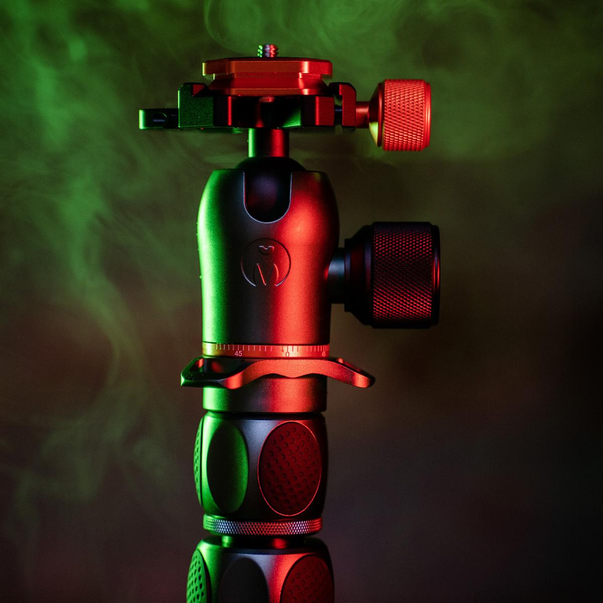 3_legged_thing_pro_20_albert_carbon_tripod__airhed_pro_grey_050353970635
