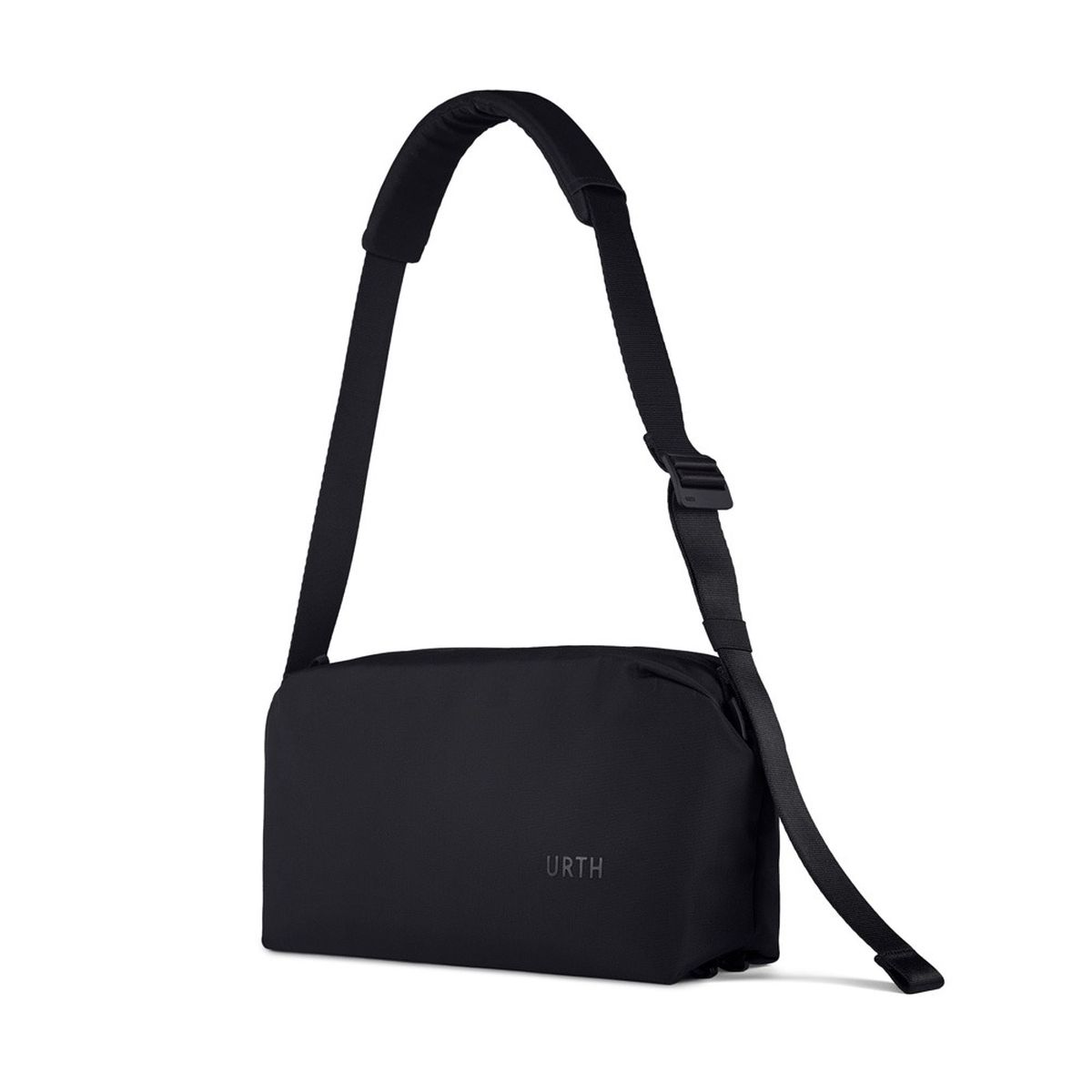 Urth Dolomite 8L Camera Sling Black