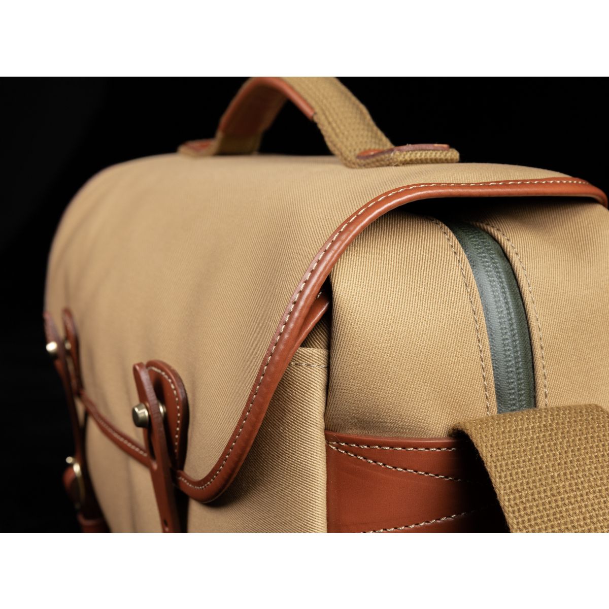 Billingham Mini Eventer Kamera / Tablet Tasche - Salbei FibreNyte / Schokoladenleder