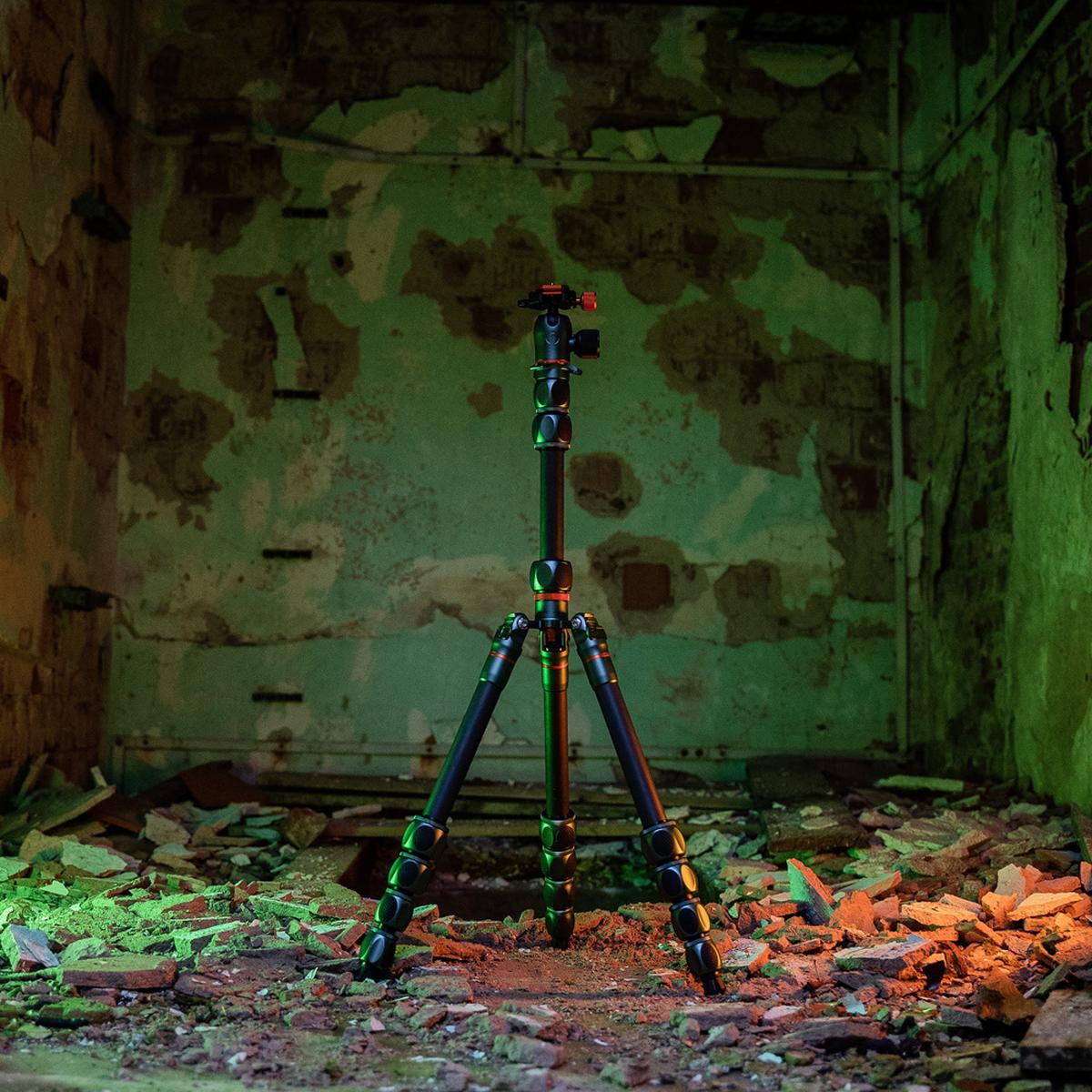 3_legged_thing_pro_20_albert_carbon_tripod__airhed_pro_grey_050353970635