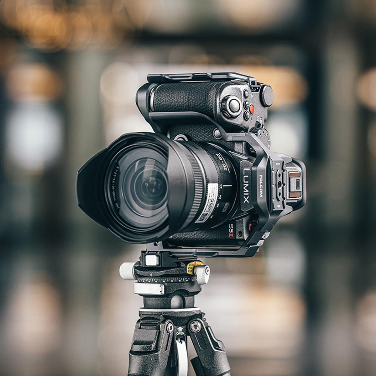 Falcam F22 & F38 & F50 Quick Release Camera Cage (FOR LUMIX S5II) C00B3401
