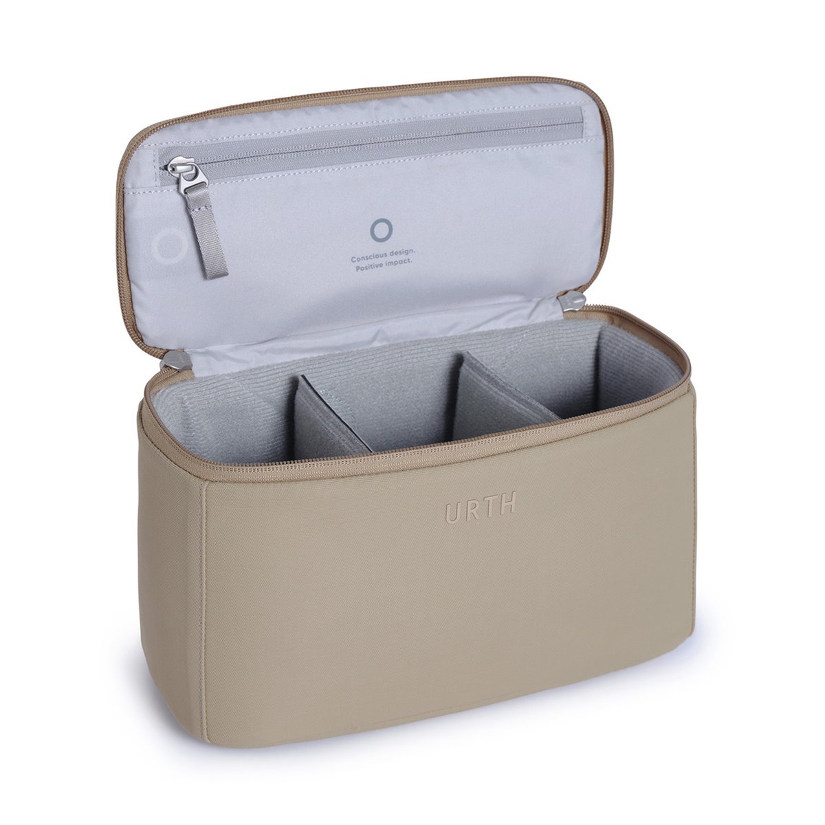 Urth Arkose Camera Insert (Beige) - Innenansicht der beigen Kameratasche mit geöffnetem Deckel und variablen Fächern