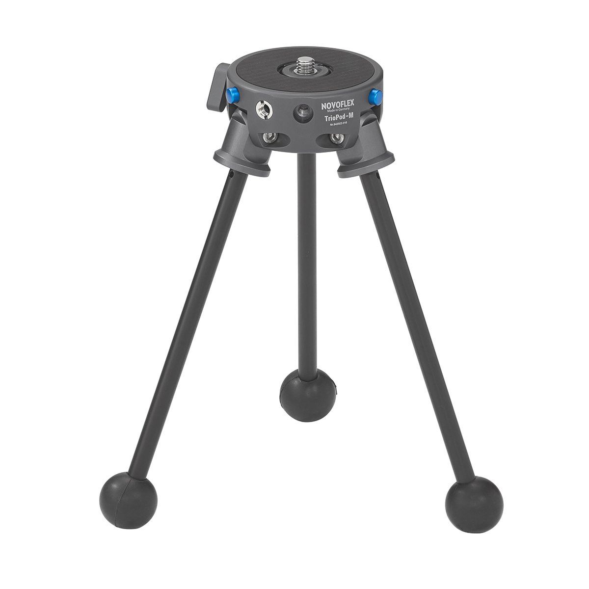 Novoflex TrioPod mit 4-Segment Carbonbeinen