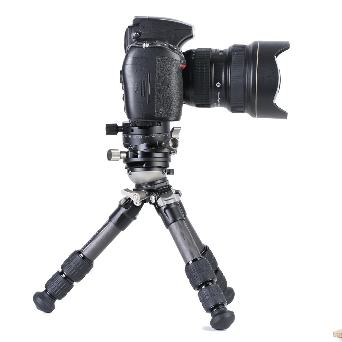 Leofoto Carbon-Dreibeinstativ LS-223CEX Ranger mit Nivellierbasis