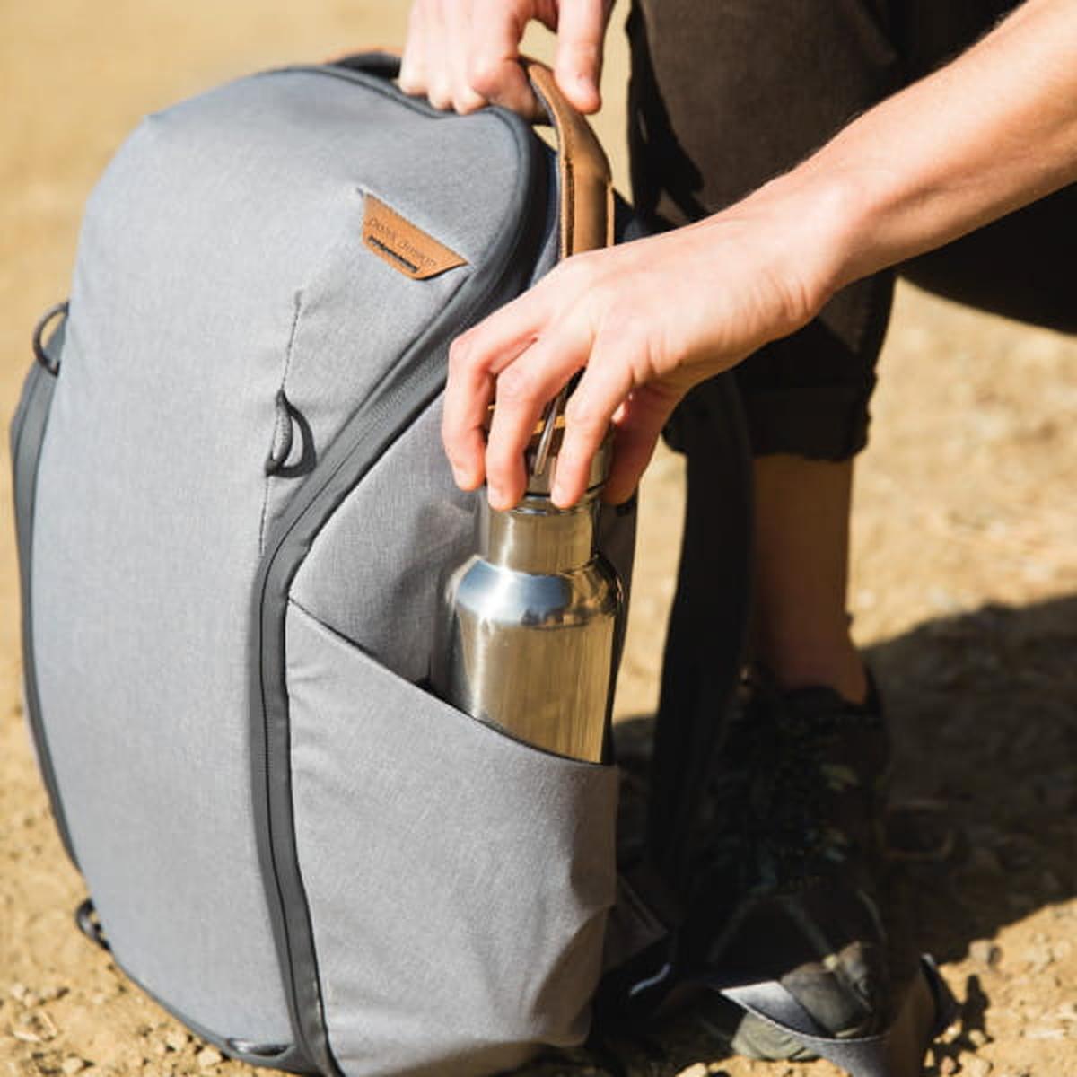 Peak Design Everyday Backpack V2 Zip Foto-Rucksack 15 Liter - Ash (Hellgrau)