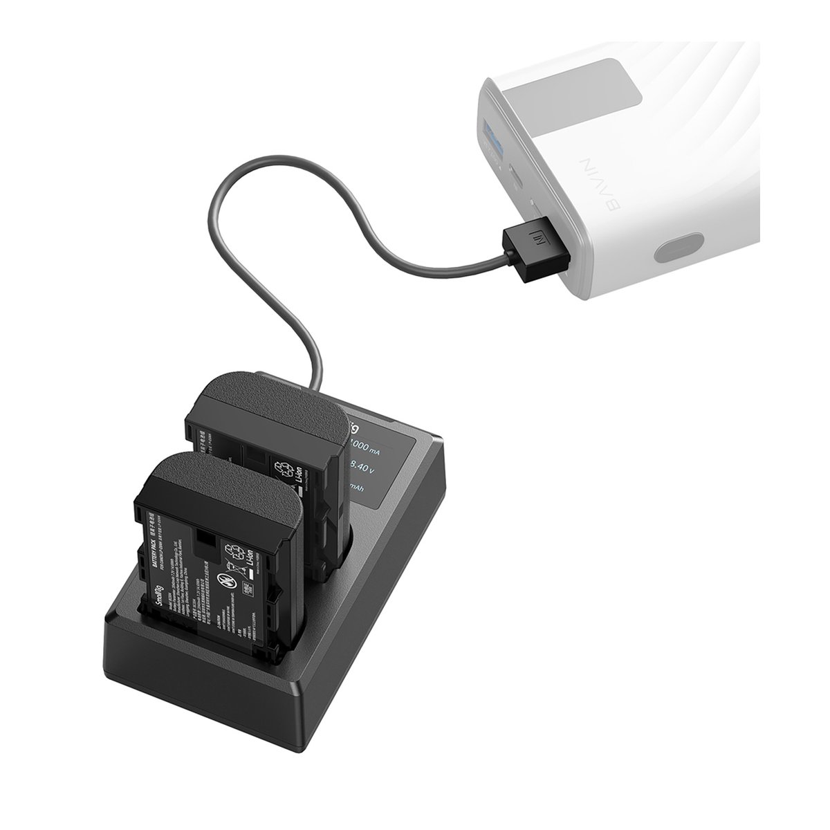 SmallRig 3821 LP-E6NH Kamera-Akku und Ladegerät Kit - Anwendungsbeispiel: Zwei Akkus werden in Ladegerät mit Powerbank geladen.