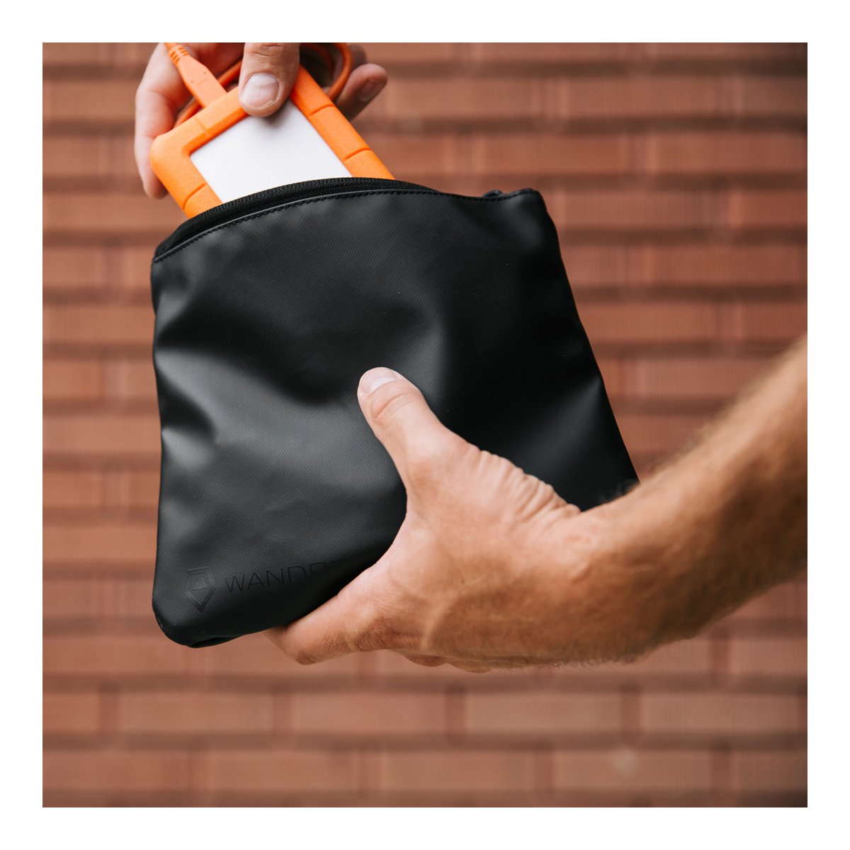 WANDRD POUCH
