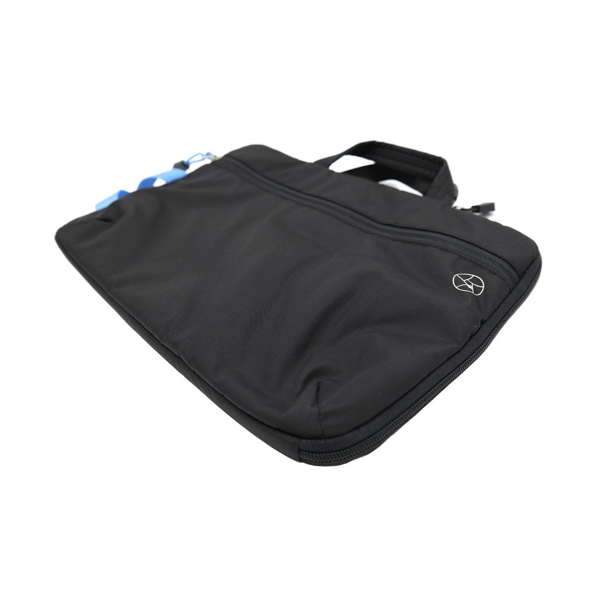 F-Stop Laptop Sleeve 13" Black - Vorderansicht schwarzer Laptophülle mit Griff, Reißverschluss und Logo.