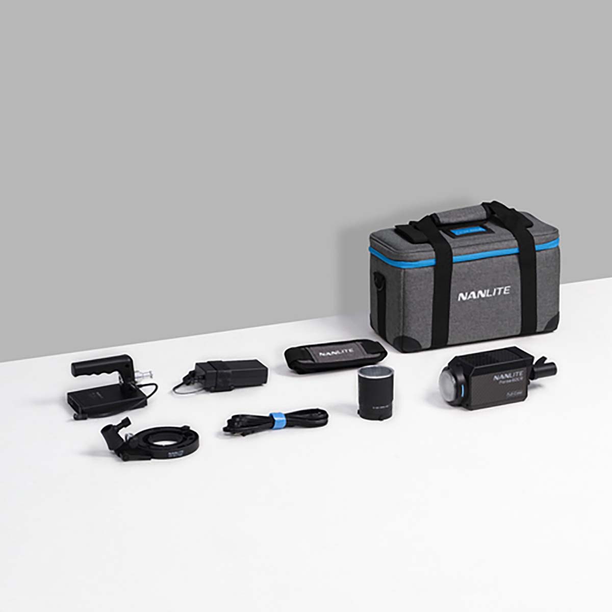 Nanlite FORZA 60CR Full-Color Reportage- und Studio-Scheinwerfer