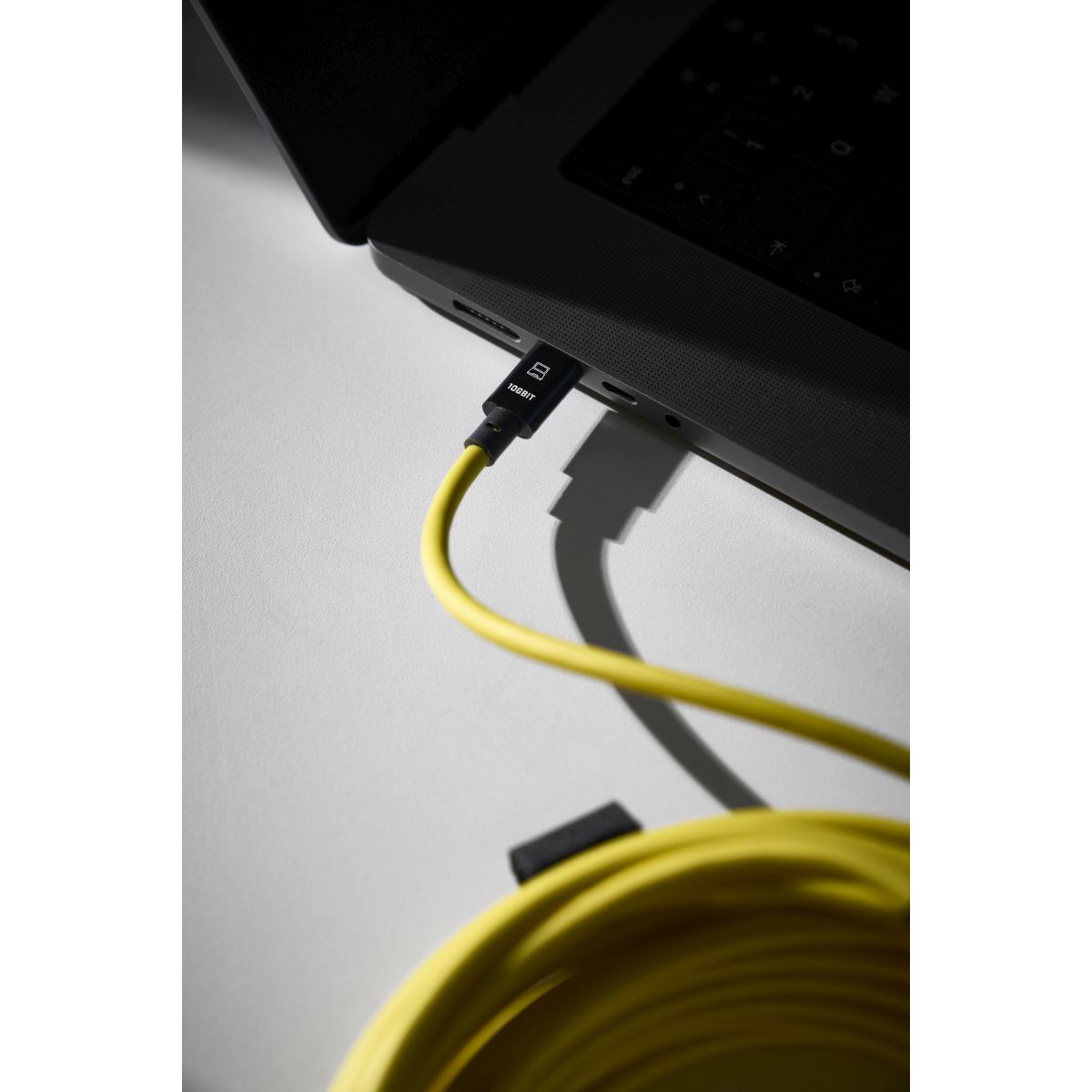 CobraTether USB-C zu USB-C (90°) 10 Gbit/s 10m  Gelb