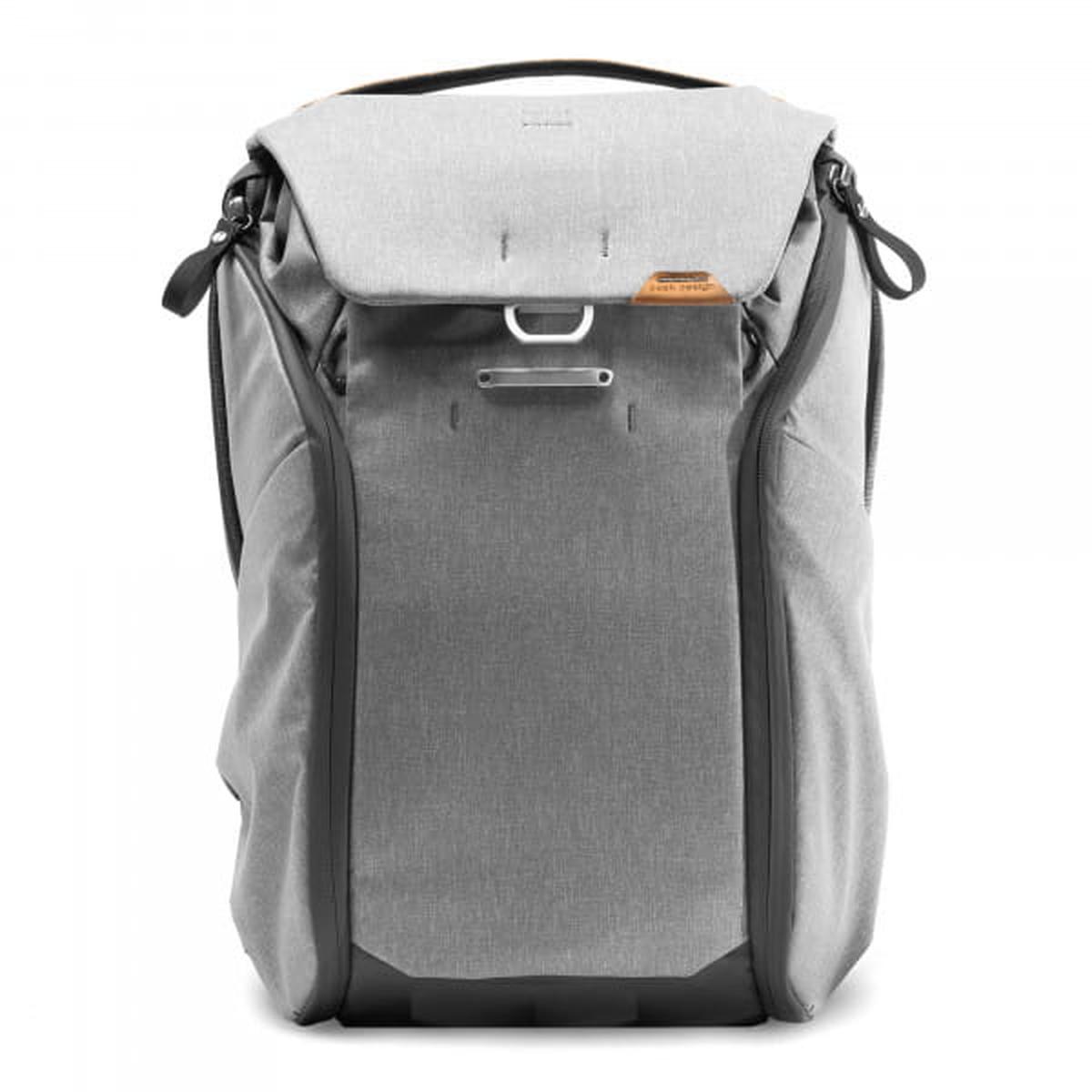 Peak Design Everyday Backpack V2 Foto-Rucksack 20L Ash (Hellgrau) Peak Design Everyday Backpack V2 Foto-Rucksack 20L Ash (Hellgrau)