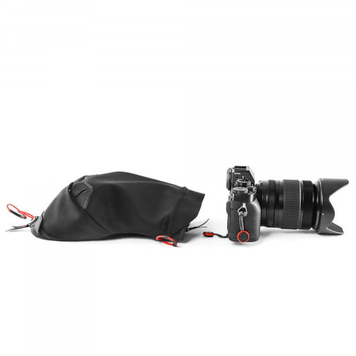 Peak Design Shell Medium (M) - Wetterfeste Schutzhülle für kleine bis mittlere DSLR-Kameras inkl. Ob