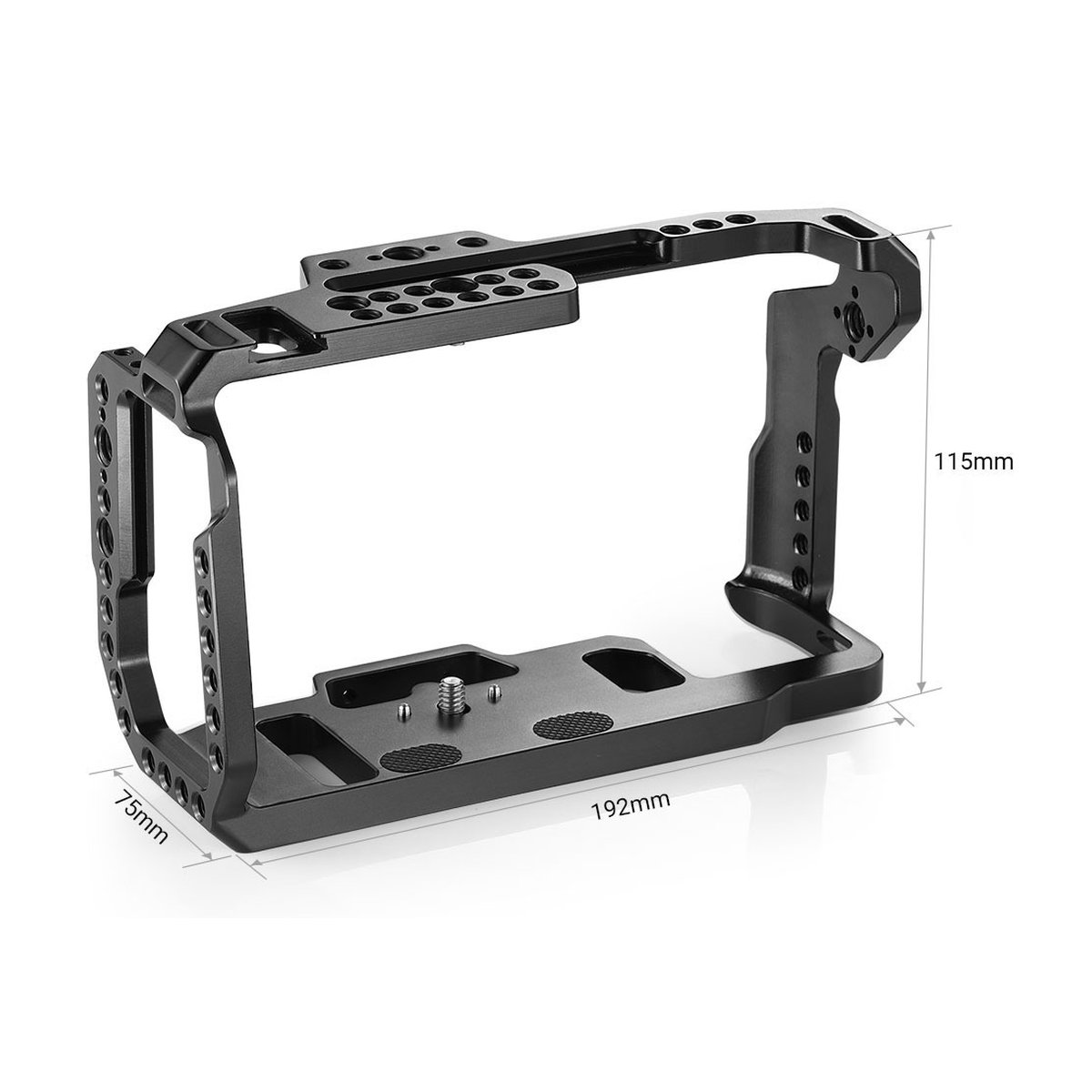 SmallRig 2203B Cage f. Blackmagic Pocket Cinema Camera 4K/6K - Perspektivische Maßansicht des schwarzen Kamera-Cages.
