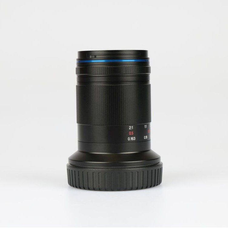 LAOWA 85 mm 1:5,6 2X Ultra Macro APO für Canon RF Gebraucht