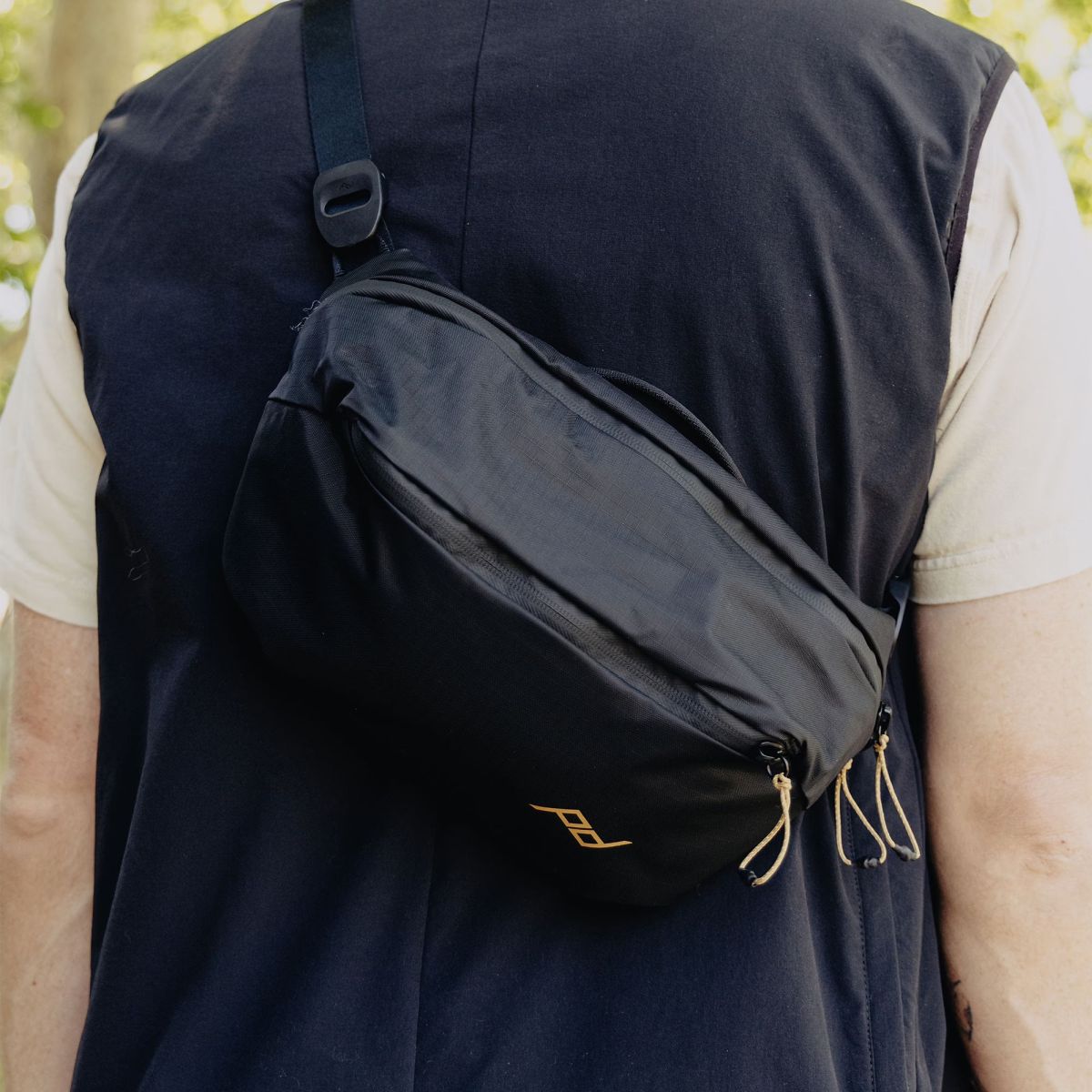 Peak Design Outdoor Sling 4L Schwarz