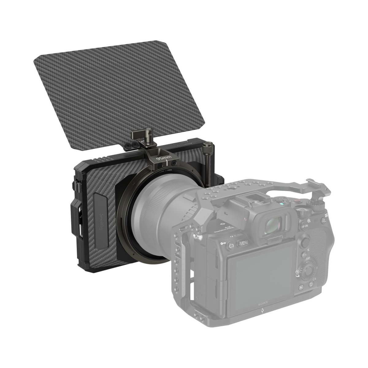 SmallRig 3575 Mini Matte Box Lite Filterhalter/Gegenlichtblende - Anwendungsbeispiel: Matte Box mit Carbon-Top-Flag an Kamera & Objektiv, schräge Frontansicht.