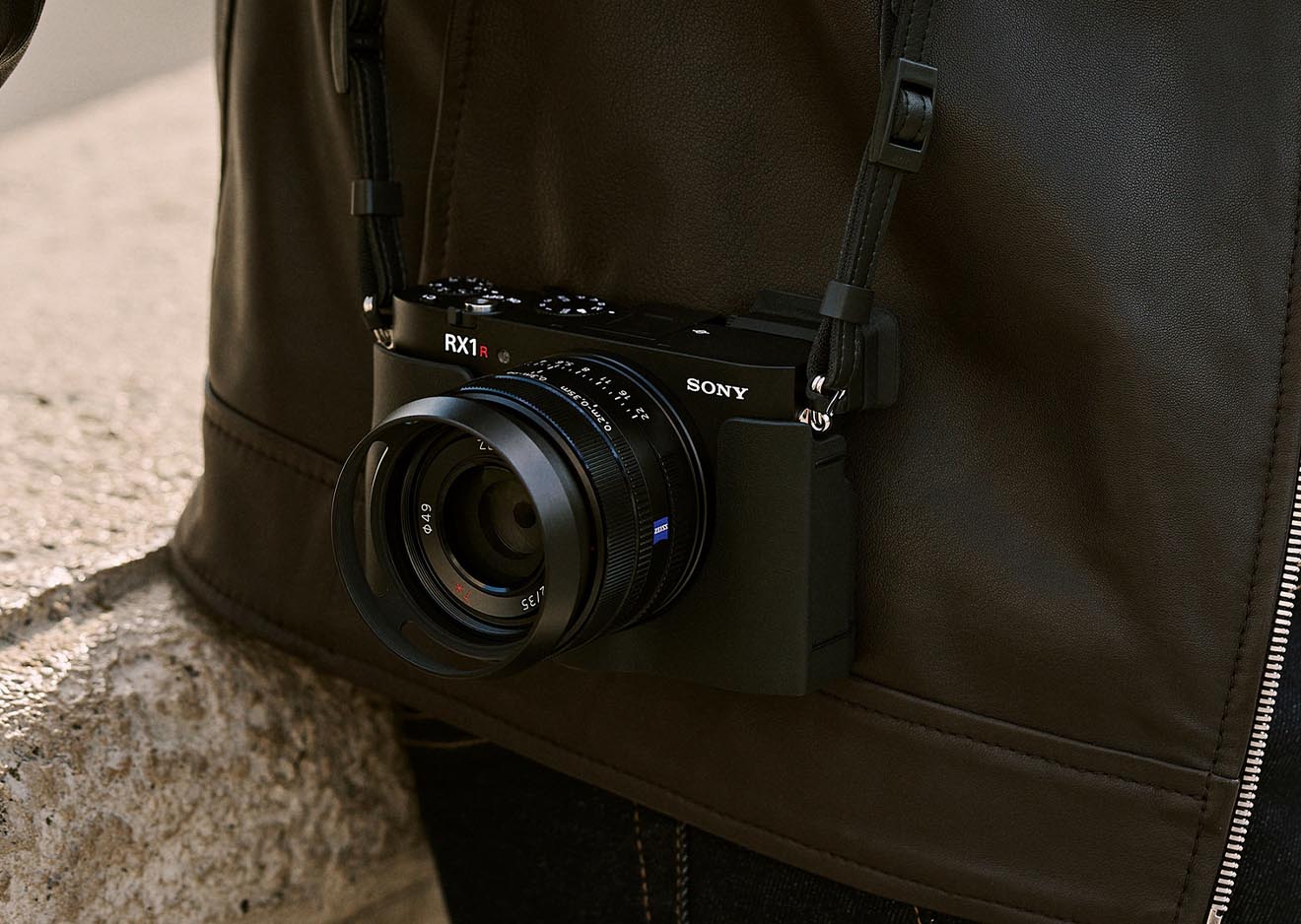 Sony RX1R III - Kompaktkamera mit Vollformatsensor  ImmerDabei Kamera