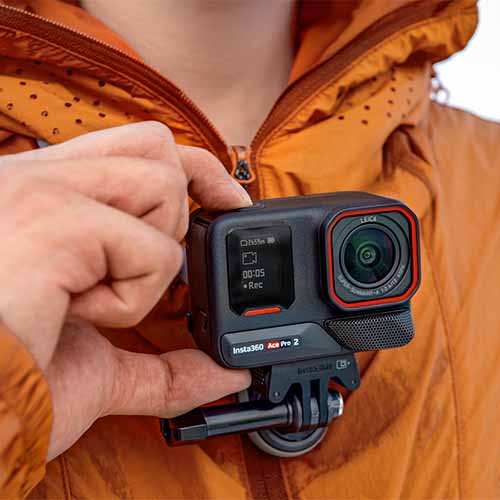 Insta360 Ace Pro 2 Actionkamera mit Leica-Optik im Einsatz