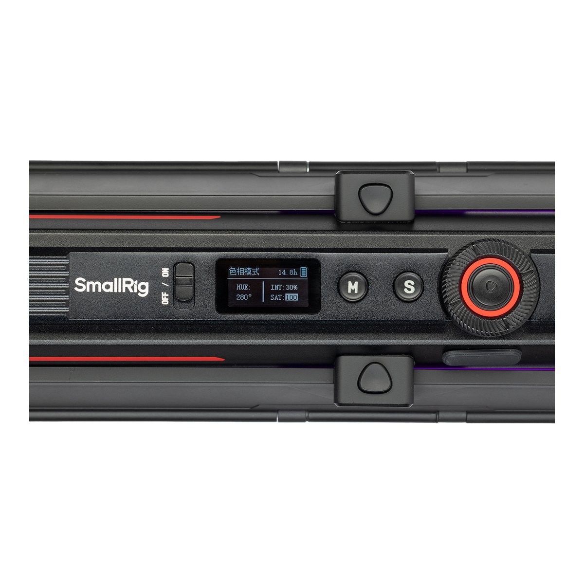 SmallRig 4342 RT25 Handleuchte mit Batteriehandgriff - Detailansicht des Bedienfelds eines SmallRig Lichts mit Display, Ein/Aus-Schalter und Drehregler.