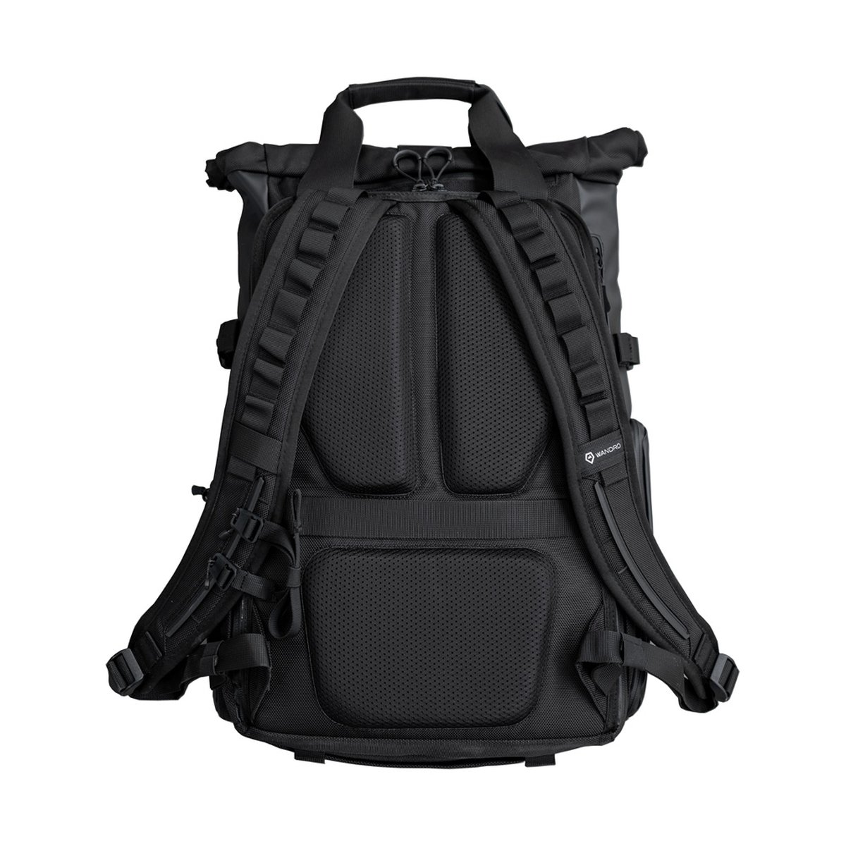 WANDRD PRVKE 31-Liter Black V3 - Rückansicht des schwarzen Rucksacks mit gepolsterten Trägern und Rückenpolsterung