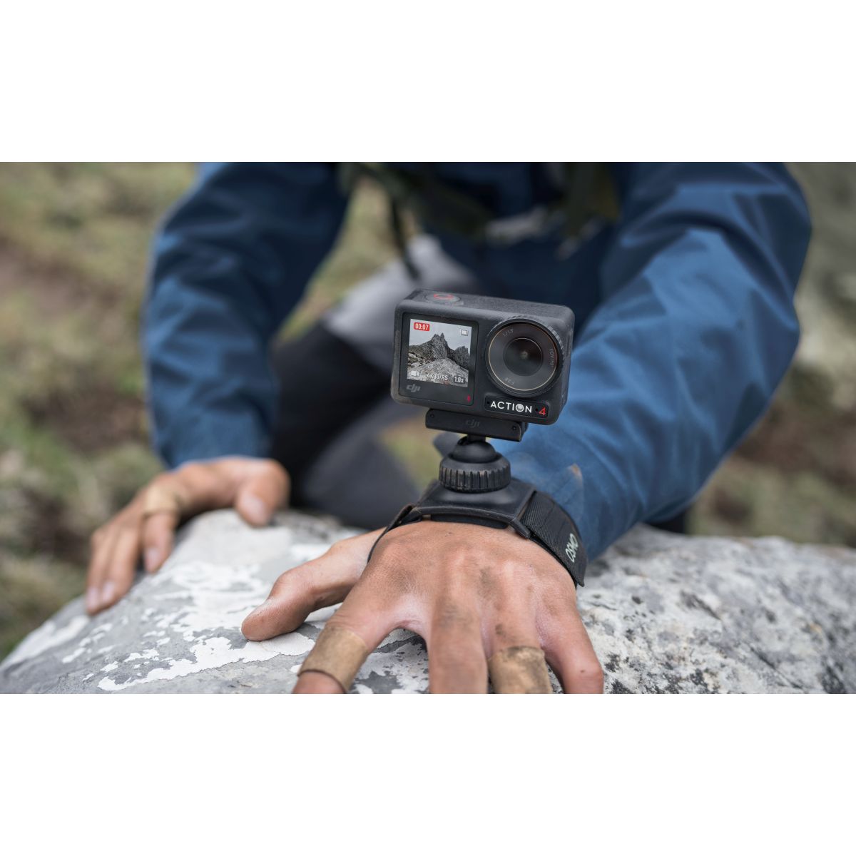 DJI Osmo Action 4 Adventure Combo