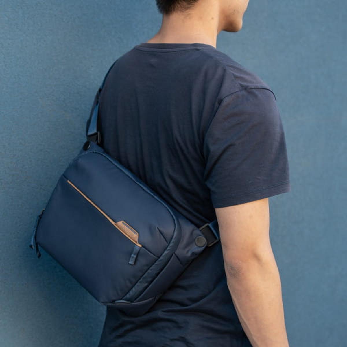 Peak Design Everyday Sling V2 6 Liter - Midnight (Blau)