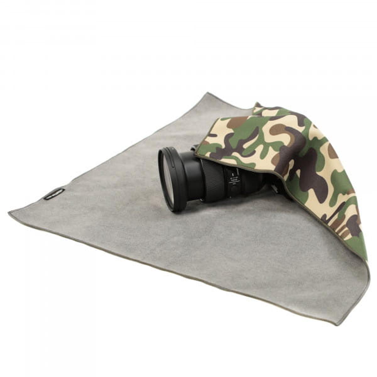 Easy Wrapper selbsthaftendes Einschlagtuch Camouflage Gr. L 47 x 47 cm Easy Wrapper selbsthaftendes Einschlagtuch Camouflage Gr. L 47 x 47 cm