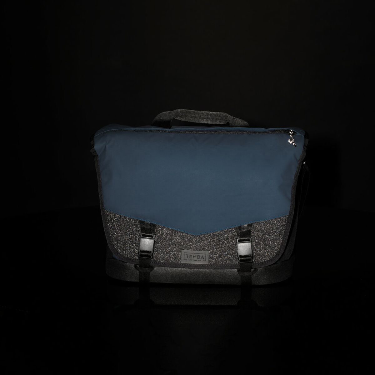 Tenba DNA 13 DSLR Messanger Tasche Blau