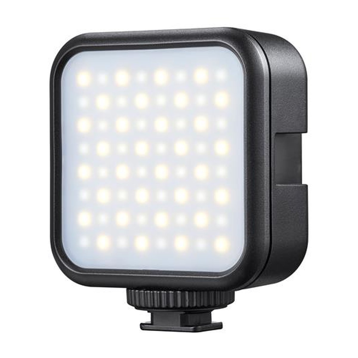 Godox Litemons LED-Leuchte (zweifarbig) LED6Bi - Frontansicht einer leuchtenden quadratischen LED-Leuchte mit Blitzschuhanschluss.