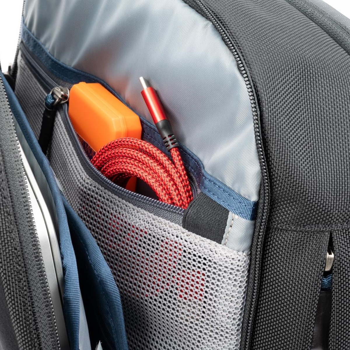 Thinktank Venturing Observer 20L